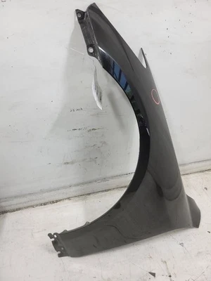 Panel de guardabarros del conductor Hyundai Genesis 2009-2014 sedán - abolladuras menores Foto 1 de 4