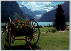 Lake Louise And Victoria Glacier, Banff National Park Alberta Canada Postcard - Picture 1 of 2
