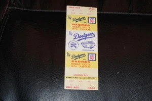 OCT 1 1976 PADRES AT DODGERS FULL TICKET DODGERS WIN 8-1 - Picture 1 of 2