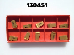 N151.2- A156 40-4P Grade 235 P45, New Lot of 12 Sandvik Tungsten Carbide Inserts - Picture 1 of 3