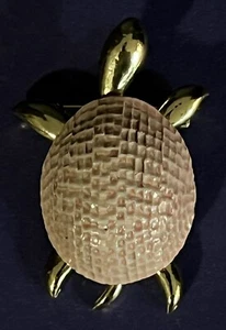 Vintage Gold Tone Enamel Pink Turtle Brooch Lapel Pin - Picture 1 of 5