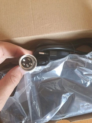 ST für Kalkhoff , Impulse ,Gazelle Akku , E-Bike Ladegerät 36V 2A