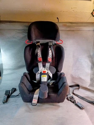 Convaid • Zanahoria 3 | Asiento elevador de coche para necesidades especiales | 2020 | Limpio y desinfectado Foto 1 de 4