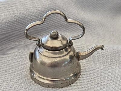 Cinta métrica de costura en miniatura victoriana/eduardiana, maravillosa tetera, alemana Foto 1 de 4