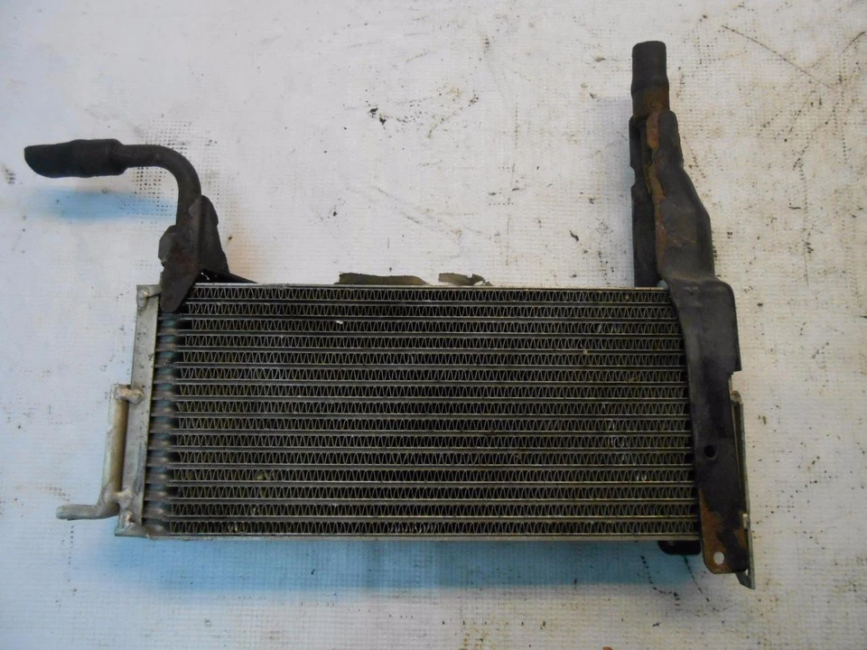 1994 SAAB 9000 CS TURBO 94 OIL COOLER AND BRACKET P/N 7596018 - Image 1 of 1