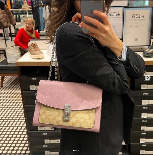 Nuova con etichette borsa a tracolla COACH Lane in tela firmata CC330 LEGGERA CACHI VIOLA GHIACCIO