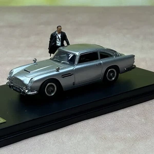 DCM 1/64 Scale Aston Martin DB5 Silver Diecast Car Model Toy Gift NIB