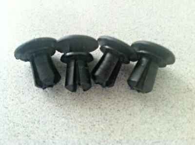 BMW 750i 750Li E65 E66 2005-2008 ~ 4 remaches expansibles alfombra maletero ~ pieza OEM Foto 1 de 3