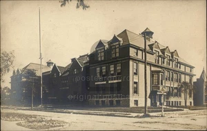 RPPC Chicago,IL Yale School ,70th St, Hamilton Park Real Photo Postcard Illinois - Picture 1 of 5