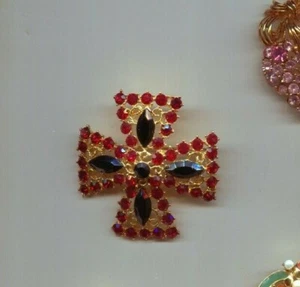 M. LENT red Maltese brooch pin - Picture 1 of 2