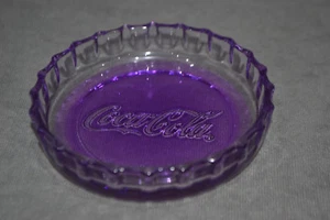 Cenicero con tapa de vidrio Coca Cola / Tazón para bocadillos Ø10 cm Regalo de medias de Navidad - Violeta - Imagen 1 de 4