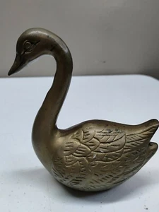 Brass Swan - Picture 1 of 9