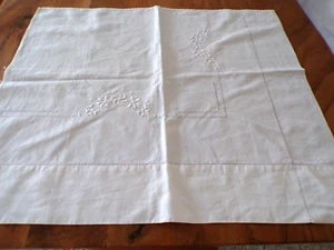 Linge ancien 1  pièce de lin beige  avec  broderies et jours  ( ref 24 ) - Picture 1 of 4