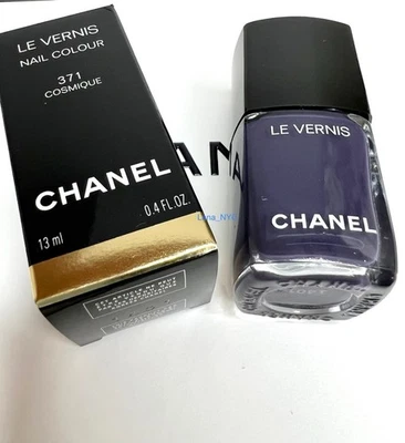 香奈儿指甲油 #371 “Cosmique” 限量版 Holiday 2025 — 第 1/3 张图片
