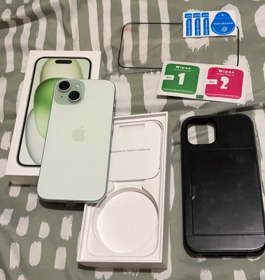 Apple iPhone 15 Green 128GB Unlocked Cracked Screen Fully Working + Original Box - Image 1 of 4