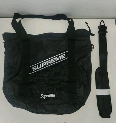 Bolso de Mano FW23 Supreme Resistente al Agua Reflectante Logo Negro 20L L Lona Foto 1 de 4