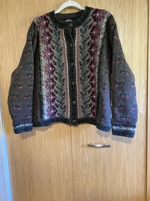 Icelandic Design Ladies Brown Floral Nordic Wool Embroidered Sweater Size Large - Image 1 of 4