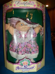 EDICIÓN 10 ANIVERSARIO 1992 REPOLLO PARCHE NIÑO COMO NUEVO SELLADO EN CAJA ZORA MAE - Imagen 1 de 12