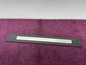 CADILLAC ESCALADE ESV 6.2L 07-14 OEM FRONT RIGHT PASSENGER DOOR TRIM SILL PLATE - Picture 1 of 4