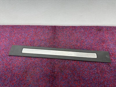 CADILLAC ESCALADE ESV 6.2L 07-14 OEM FRONT RIGHT PASSENGER DOOR TRIM SILL PLATE - Image 1 of 4