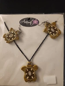 Clay Turtle Necklace & Earrings Made In Costa Rica - Picture 1 of 6