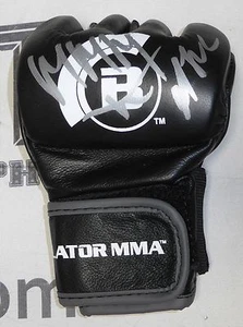 Melvin Manhoef Signed Bellator MMA Glove PSA/DNA COA K-1 Dream Glory Autograph - Picture 1 of 3