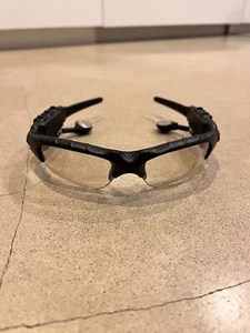 oakley thump pro, 512GB, w/ 4 different colored spare lenses - Picture 1 of 9