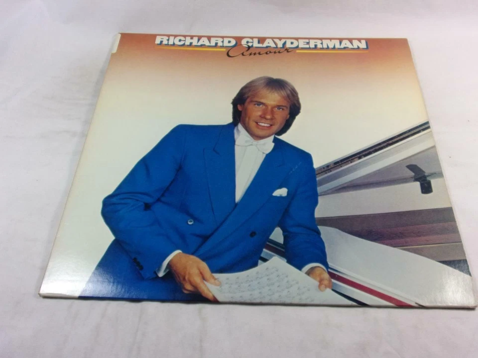 Richard Clayderman - Amour - Columbia Records BFC-39603 - Image 1 of 1