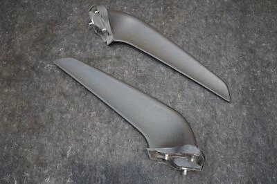 Juego de alerón de parachoques delantero izquierdo y derecho 81762010 Ferrari 458 Italia 2015 Foto 1 de 4