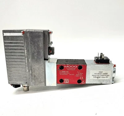 MOOG D920-143 ~ Servo Proportional Valve ~ R16KB910HXYX ~ Rev F ~ 350 bar - Image 1 of 4