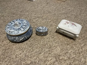r.Capodimonte Italy Vintage Porcelain Pots With Lid, Includes Other China Pot - Picture 1 of 10