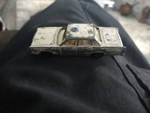 Vintage Matchbox #55 oder #73 Polizeiauto restaurierungsbedürftig - Bild 1 von 7