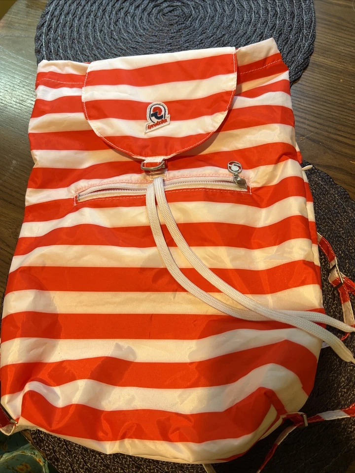 INVICTA Backpack NEXT Unisex Red - 206001662-411 New Convertible - Image 1 of 4