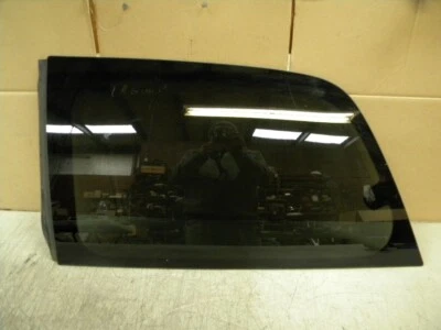 Nissan Quest 2005 ventana de ventilación de fábrica cuarto trasero izquierdo ventana de vidrio Foto 1 de 4