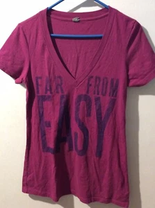 Camiseta para mujer Next Level púrpura lejos de ser fácil manga corta cuello en V S - Imagen 1 de 2