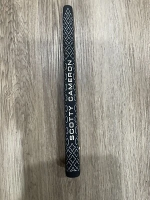 Scotty Cameron 纹理手枪加握把（白字） — 第 1/2 张图片