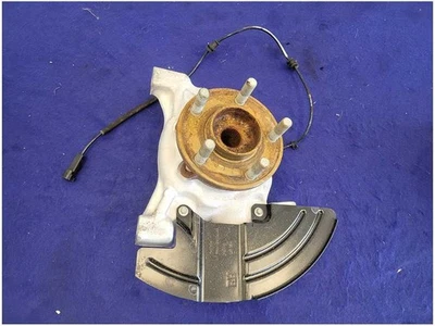 Cubo de junta do eixo dianteiro direito passageiro Ford Mustang Shelby GT350 2015-2020 2743 - Imagem 1 de 4