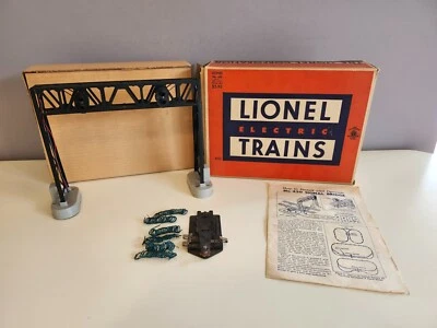 LIONEL Postwar No. 450 Operating Double Signal Bridge w/ Box & Insert! NEW! - Image 1 of 4