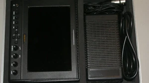 NEWAY CK700HOX ISP VECTOR-SCOPE FIELD VIDEO HD MONITOR WITH POWER SUPPLY - Picture 1 of 6
