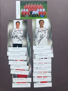 17x Bayern München 2009/10 Konvolut Weltmeister 17 Autogrammkarten 9x15,5 (228) - Picture 1 of 1