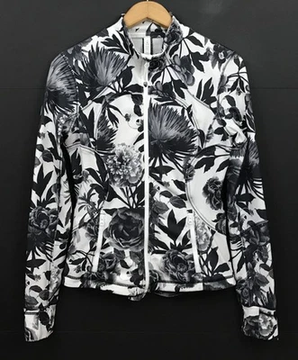Chaqueta Lululemon Forme II Texturizada Brisk Bloom Negra Blanca Floral Talla 8 Foto 1 de 4