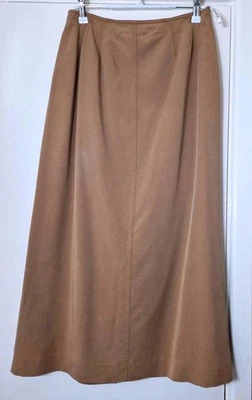 Windsmoor Women's Pencil Skirt Lined Tan Size 12 Split at the back - Image 1 of 4