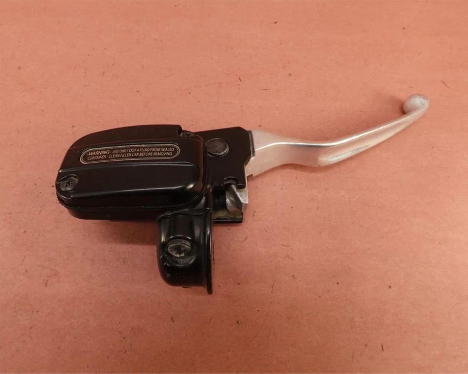 2007-2011 Harley Davidson FLHX Street Glide Front Brake Master Cylinder Assembly - Image 1 of 4