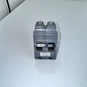 Connecticut Electric UBIF-220N Thick Double Pole Circuit Breaker 20 Amp - Picture 1 of 6
