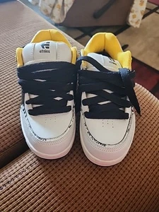 Etnies Men’s Skateboarding Shoes, White / Yellow, Size 7.5 - Picture 1 of 7