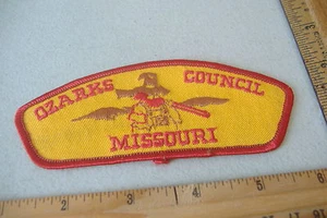 ~OZARKS COUNCIL~MISSOURI~STOFF PFADFINDER PATCH~ - Bild 1 von 2