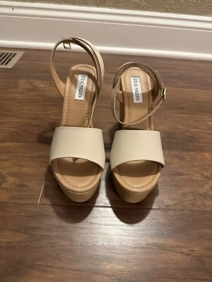 Women's Steve Madden Welsh Bone Leather Ankle Strap Open Toe In 7.5M - Image 1 of 3