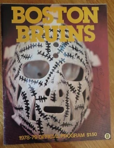 BOSTON BRUINS vs CHICAGO BLACK HAWKS March 17 1979 GERRY CHEEVERS signed Program - Picture 1 of 3