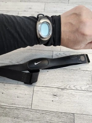 Nike SM0032-001 Imara Monitor de Ritmo Cardíaco Cronógrafo Mujer Reloj Correa para el Pecho NUEVO Foto 1 de 4