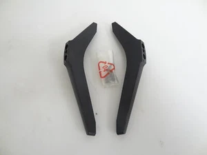 Seiki SC-32HS970N Stand Legs W/Screws - Picture 1 of 3
